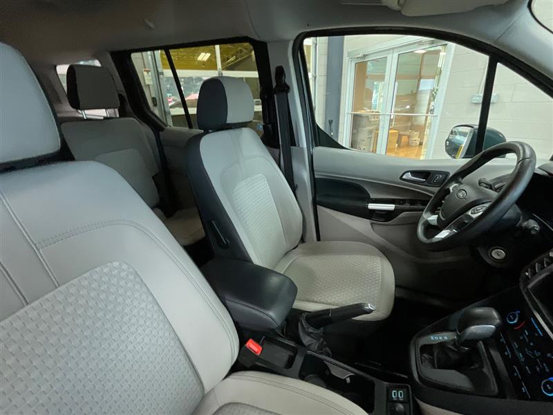 2022 FORD TRANSIT CONNECT XLT