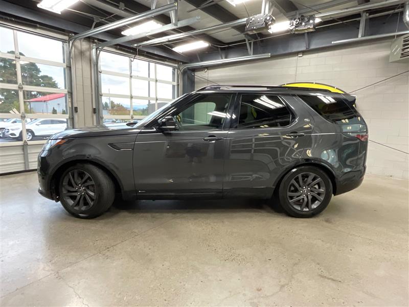 2022 LAND ROVER DISCOVERY P360 S R-Dynamic