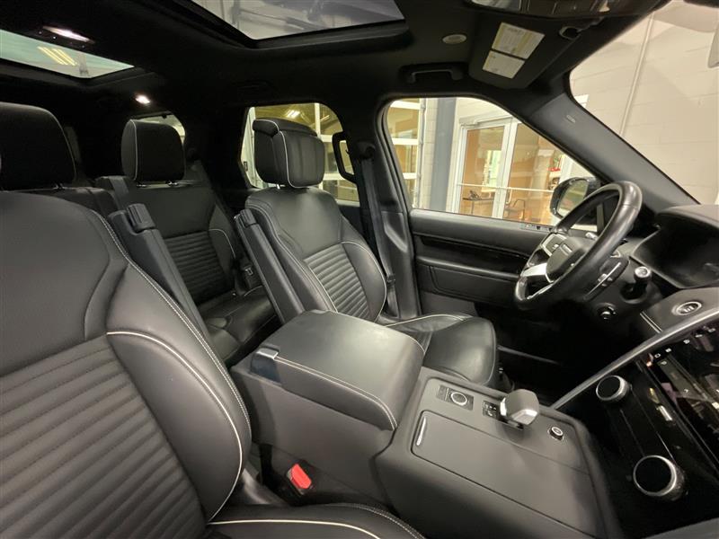 2022 LAND ROVER DISCOVERY P360 S R-Dynamic