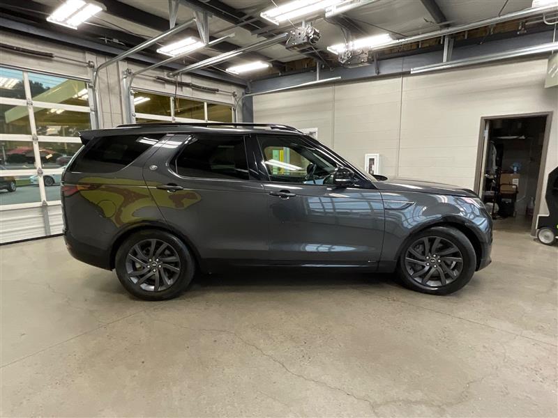 2022 LAND ROVER DISCOVERY P360 S R-Dynamic