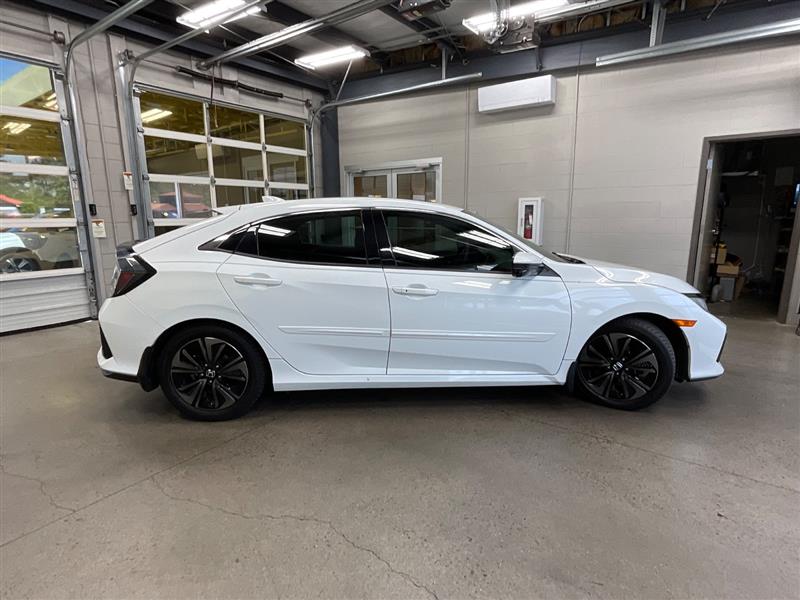 2017 HONDA CIVIC EX