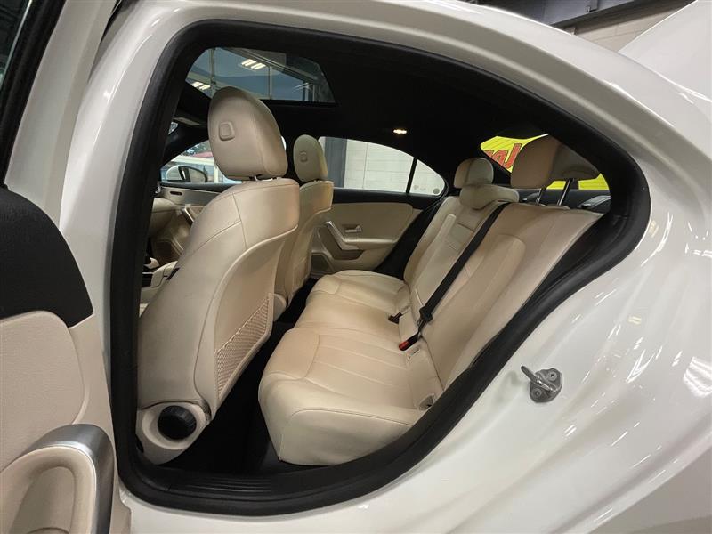 2022 MERCEDES-BENZ A-CLASS A 220
