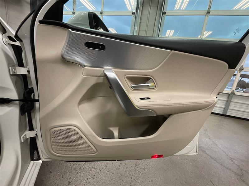 2022 MERCEDES-BENZ A-CLASS A 220