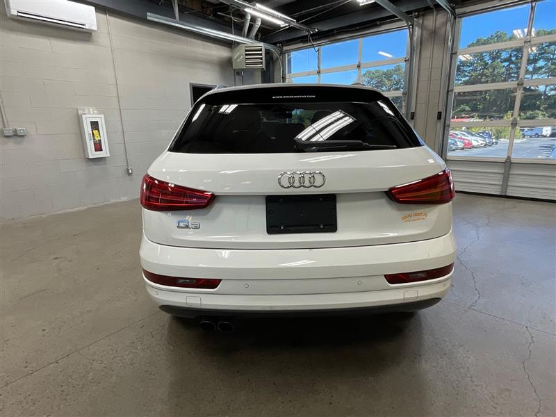 2018 AUDI Q3 2.0T Premium