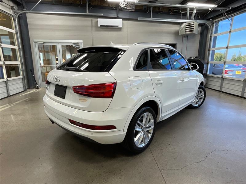 2018 AUDI Q3 2.0T Premium
