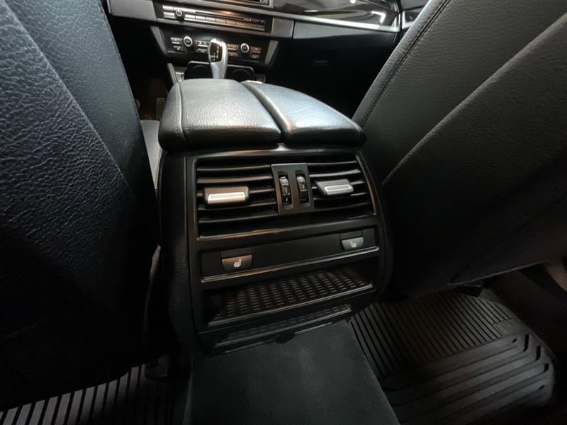 2015 BMW 528XI 