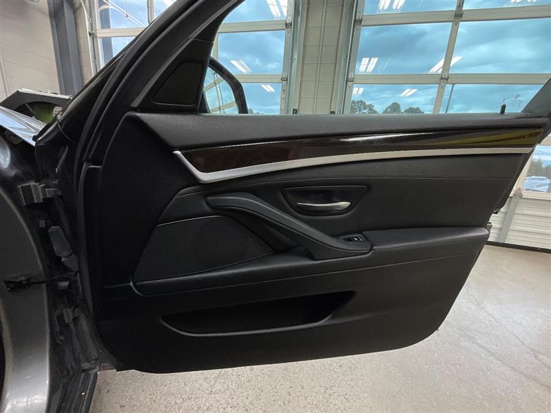 2015 BMW 528XI 