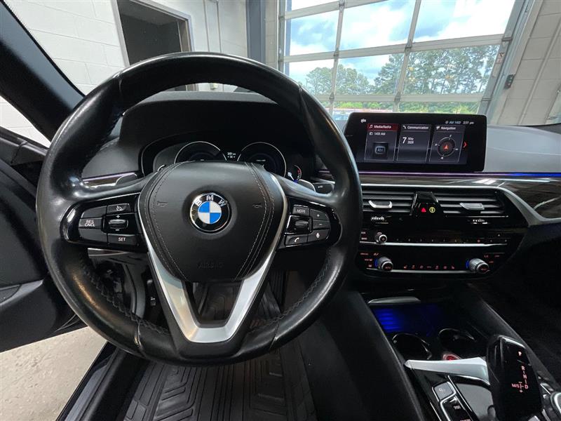 2019 BMW 5 SERIES 530i