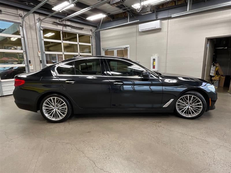 2018 BMW 5 SERIES 530i