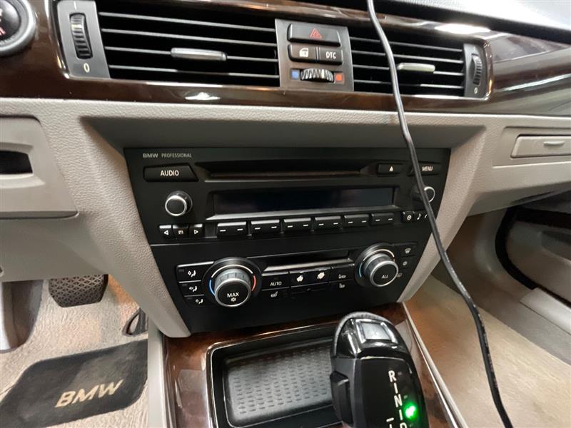 2010 BMW 3 SERIES 328i