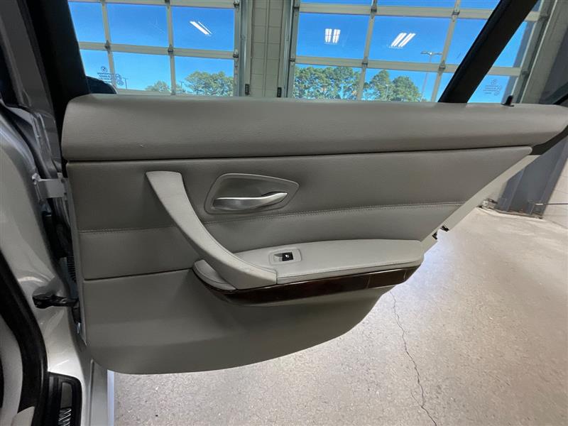 2010 BMW 3 SERIES 328i