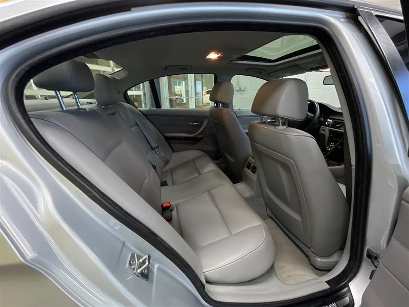 2010 BMW 3 SERIES 328i