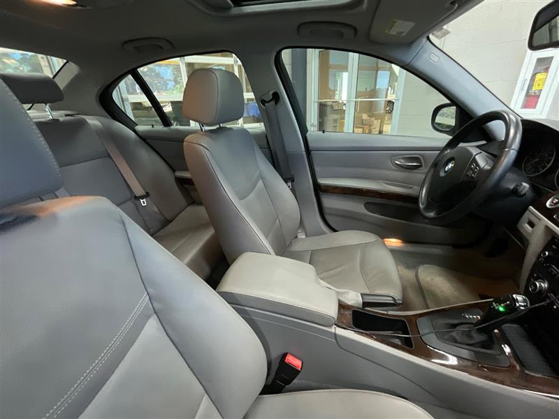 2010 BMW 3 SERIES 328i