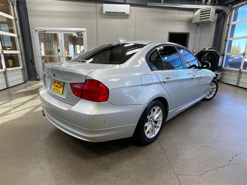 2010 BMW 3 SERIES 328i