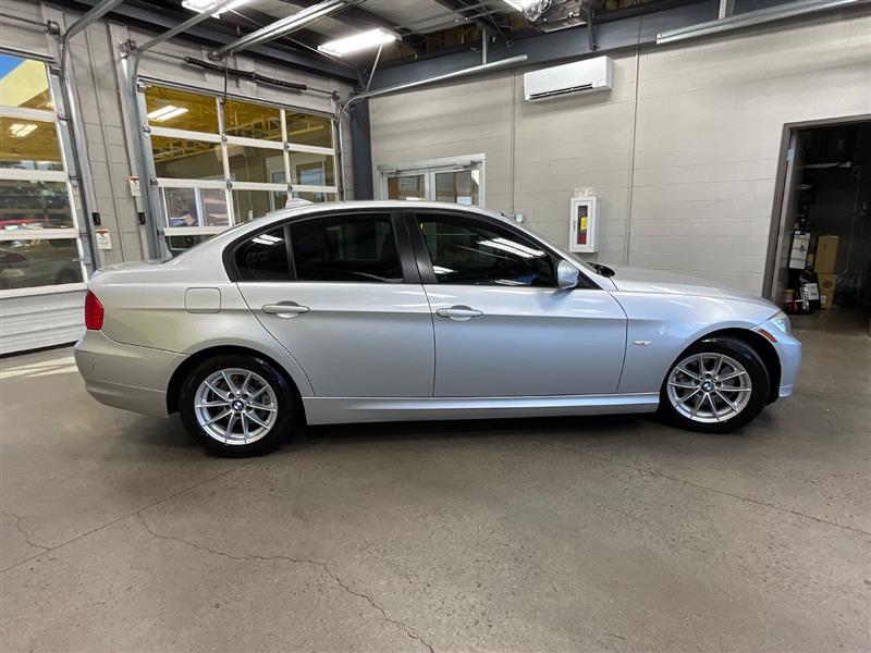 2010 BMW 3 SERIES 328i