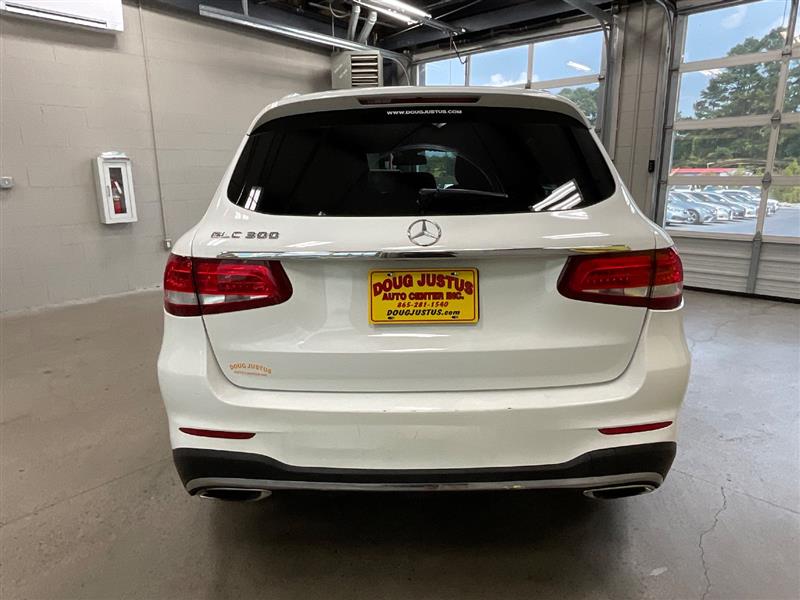 2019 MERCEDES-BENZ GLC300 