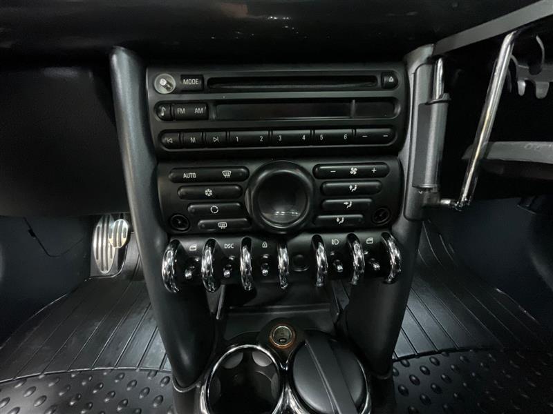 2006 MINI COOPER S