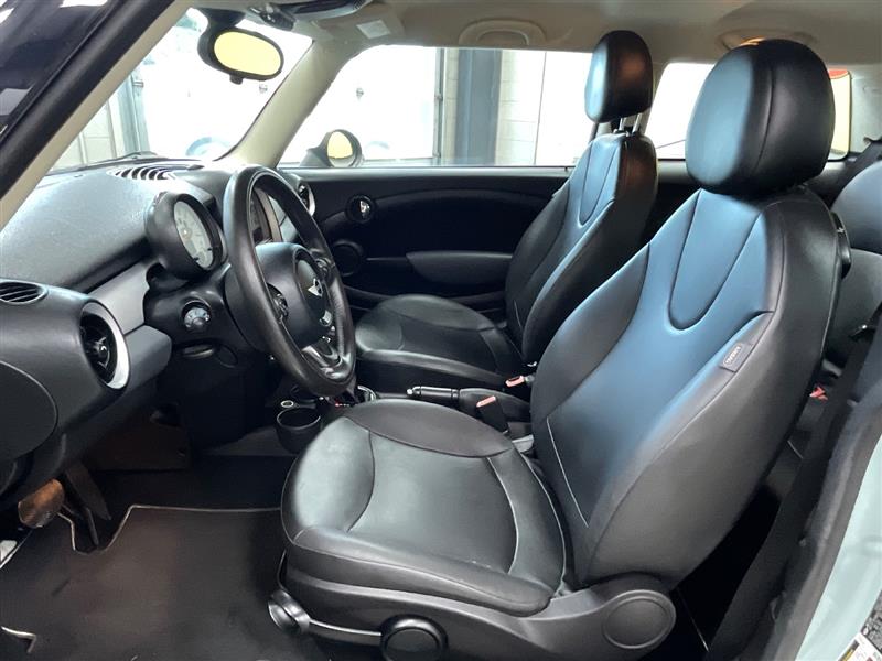 2012 MINI HARDTOP 