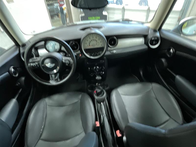2012 MINI HARDTOP 