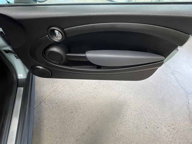 2012 MINI HARDTOP 