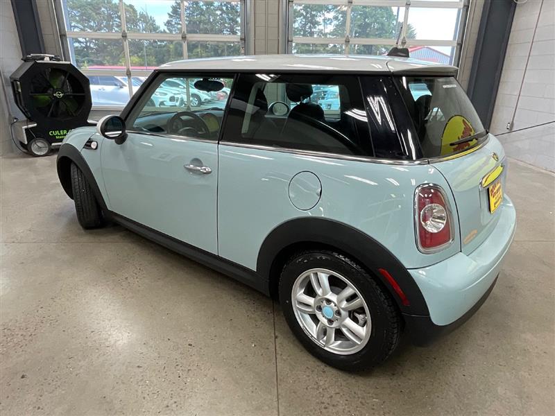 2012 MINI HARDTOP 