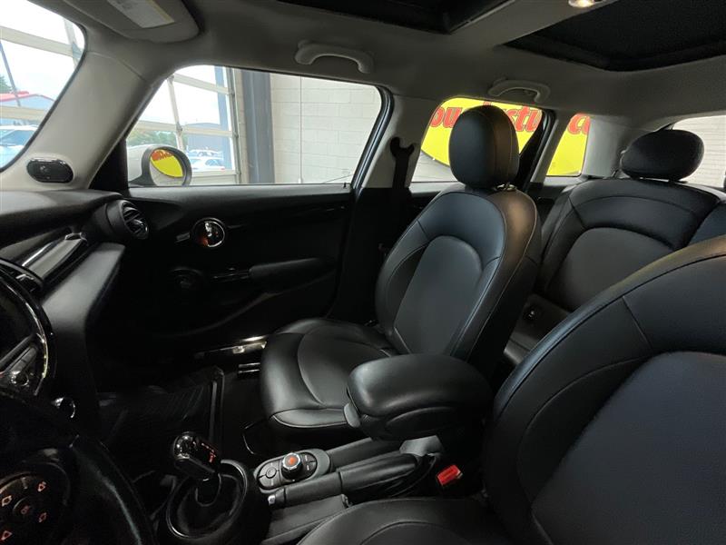 2021 MINI HARDTOP 4 DOOR Cooper