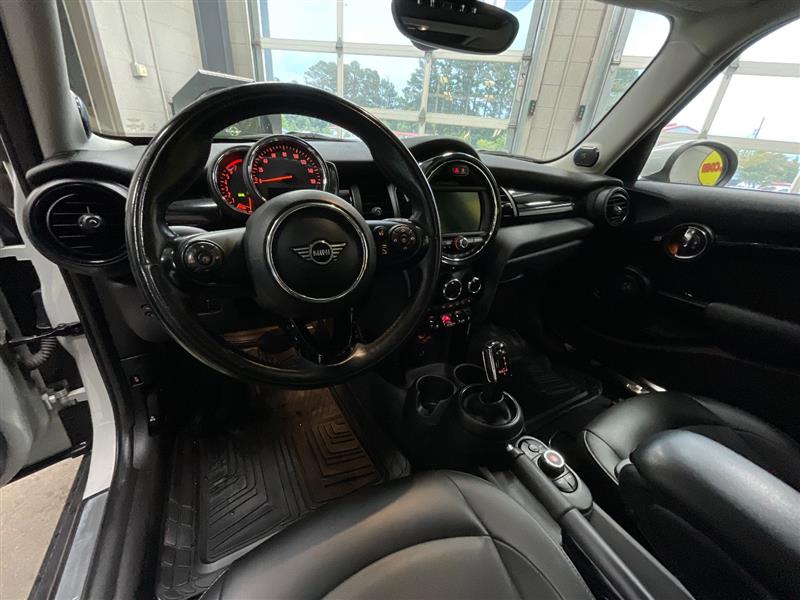 2021 MINI HARDTOP 4 DOOR Cooper