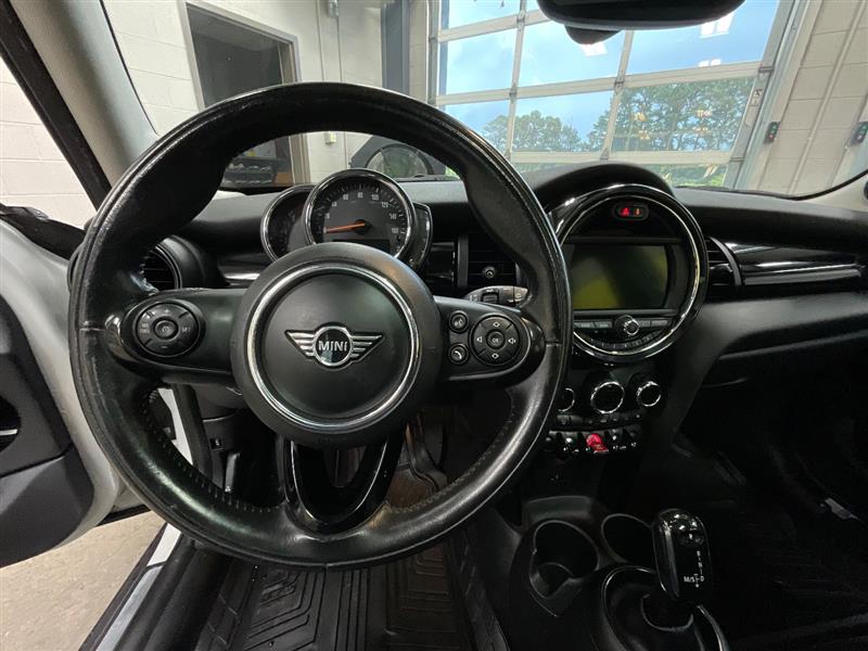 2021 MINI HARDTOP 4 DOOR Cooper