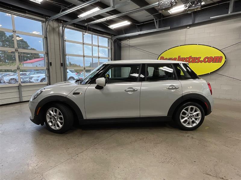 2021 MINI HARDTOP 4 DOOR Cooper