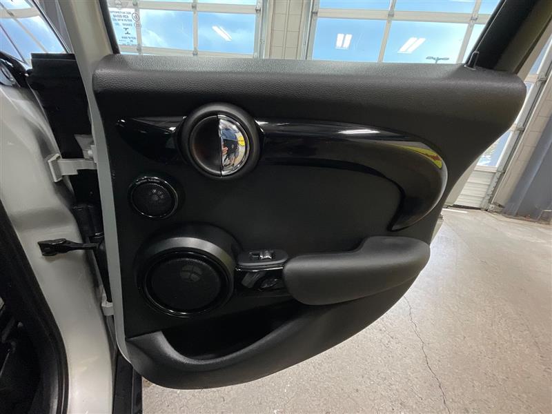 2021 MINI HARDTOP 4 DOOR Cooper