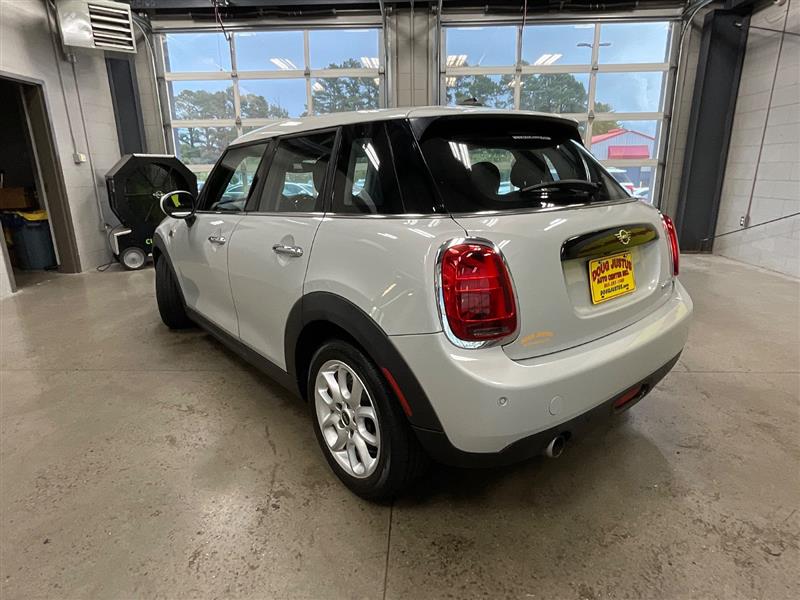 2021 MINI HARDTOP 4 DOOR Cooper