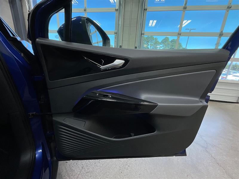 2022 VOLKSWAGEN ID.4 PRO S