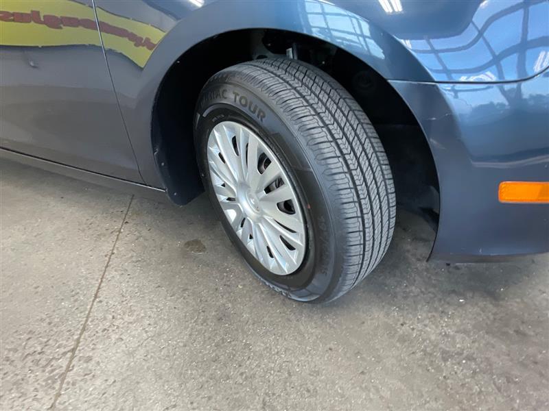 2012 VOLKSWAGEN GOLF 