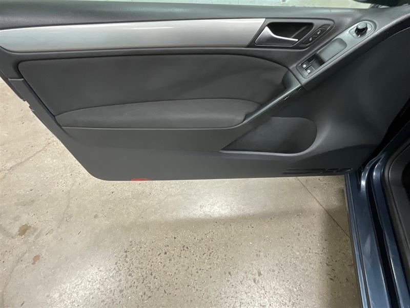 2012 VOLKSWAGEN GOLF 