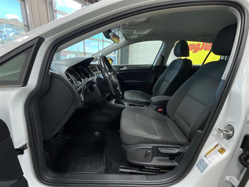 2017 VOLKSWAGEN E-GOLF SE