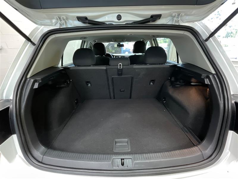 2017 VOLKSWAGEN E-GOLF SE