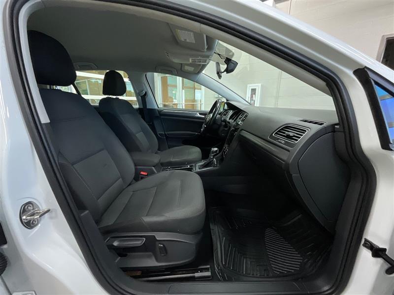 2017 VOLKSWAGEN E-GOLF SE