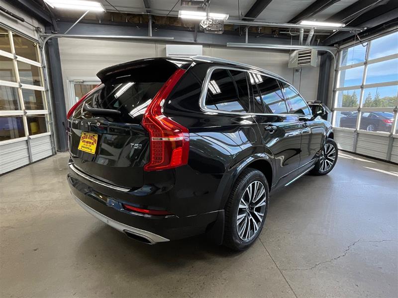 2020 VOLVO XC90 MOMENTUM