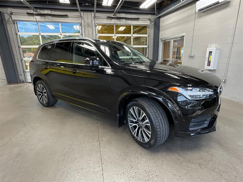 2020 VOLVO XC90 MOMENTUM