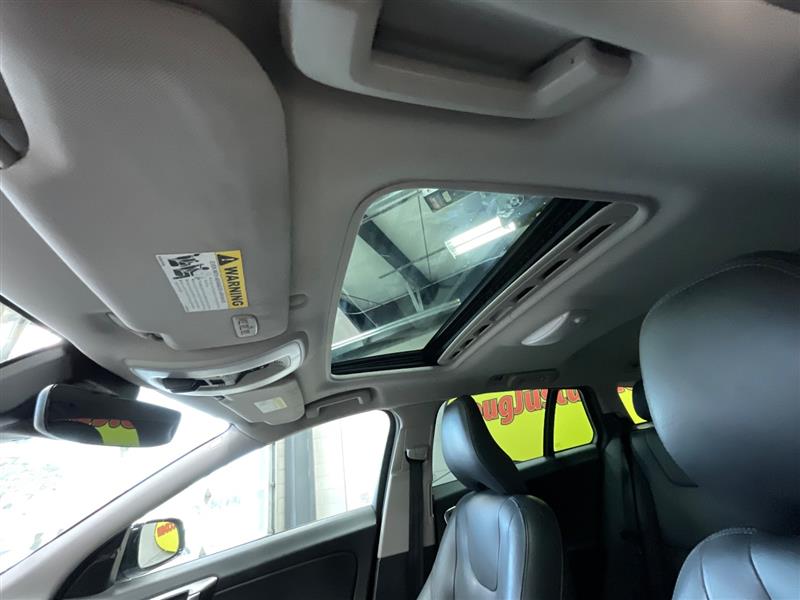 2017 VOLVO V60 CROSS COUNTRY 