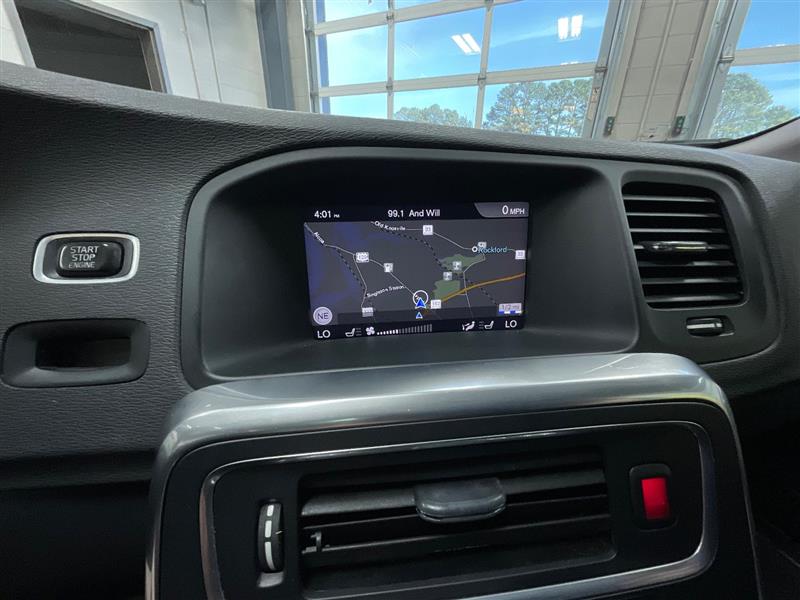 2017 VOLVO V60 CROSS COUNTRY 