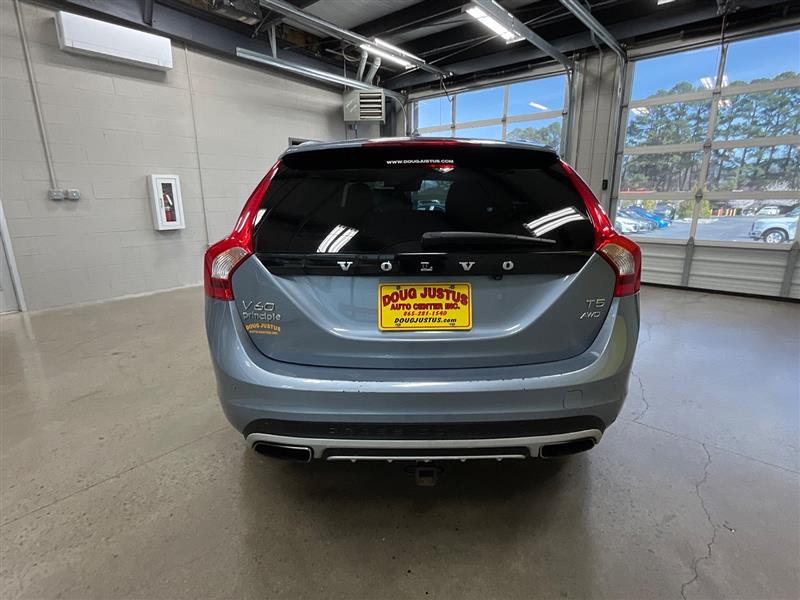 2017 VOLVO V60 CROSS COUNTRY 