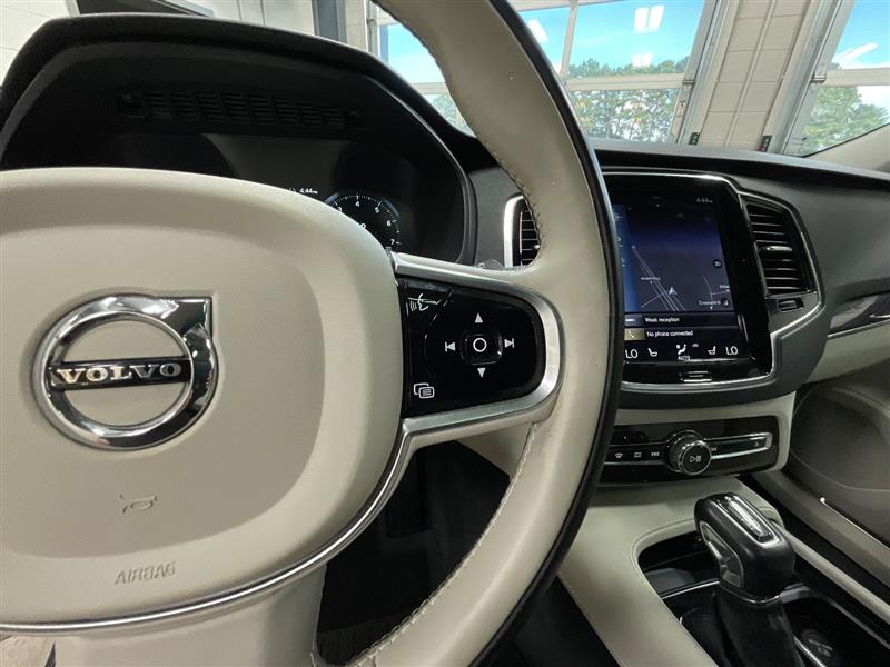 2016 VOLVO XC90 T6 MOMENTUM