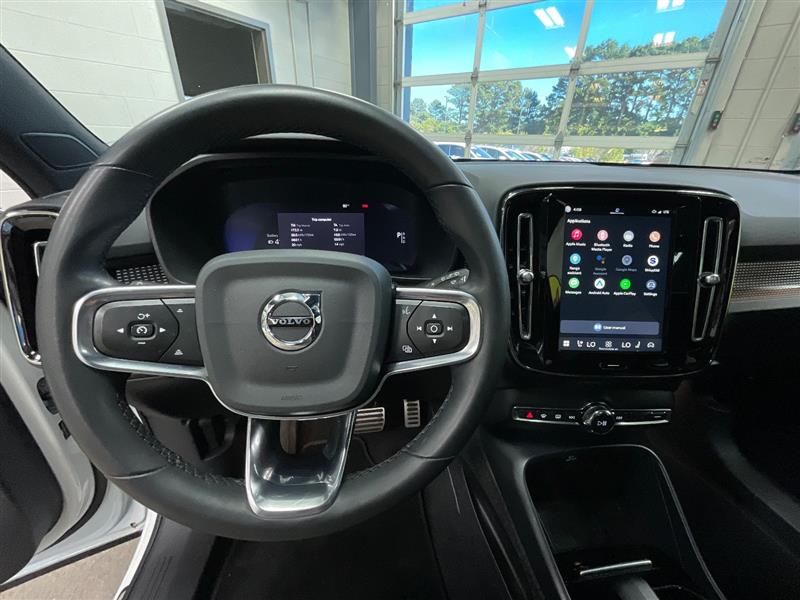 2022 VOLVO XC40 RECHARGE PURE ELECTRIC Twin Ultimate