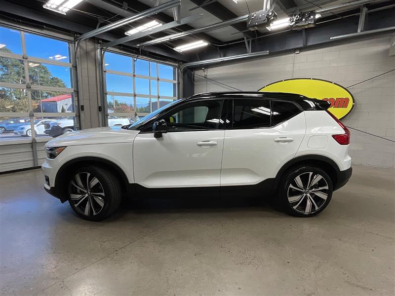 2022 VOLVO XC40 RECHARGE PURE ELECTRIC Twin Ultimate