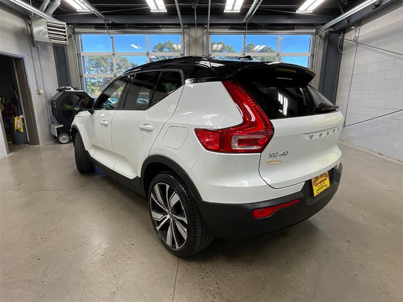 2022 VOLVO XC40 RECHARGE PURE ELECTRIC Twin Ultimate
