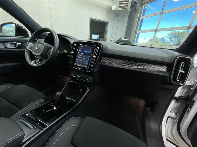 2022 VOLVO XC40 RECHARGE PURE ELECTRIC Twin Ultimate