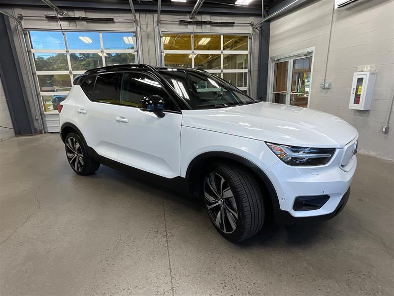 2022 VOLVO XC40 RECHARGE PURE ELECTRIC Twin Ultimate