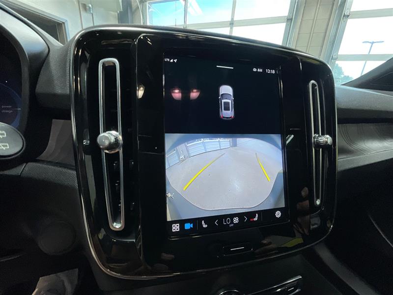 2023 VOLVO XC40 RECHARGE PURE ELECTRIC Plus