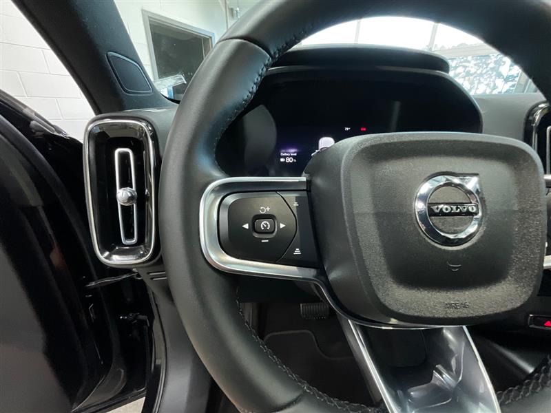 2023 VOLVO XC40 RECHARGE PURE ELECTRIC Plus